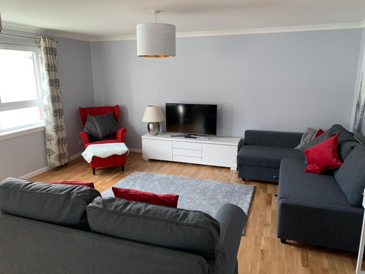 Flat One, 212 Eaglesham Road, East Kilbride, Глазго Экстерьер фото